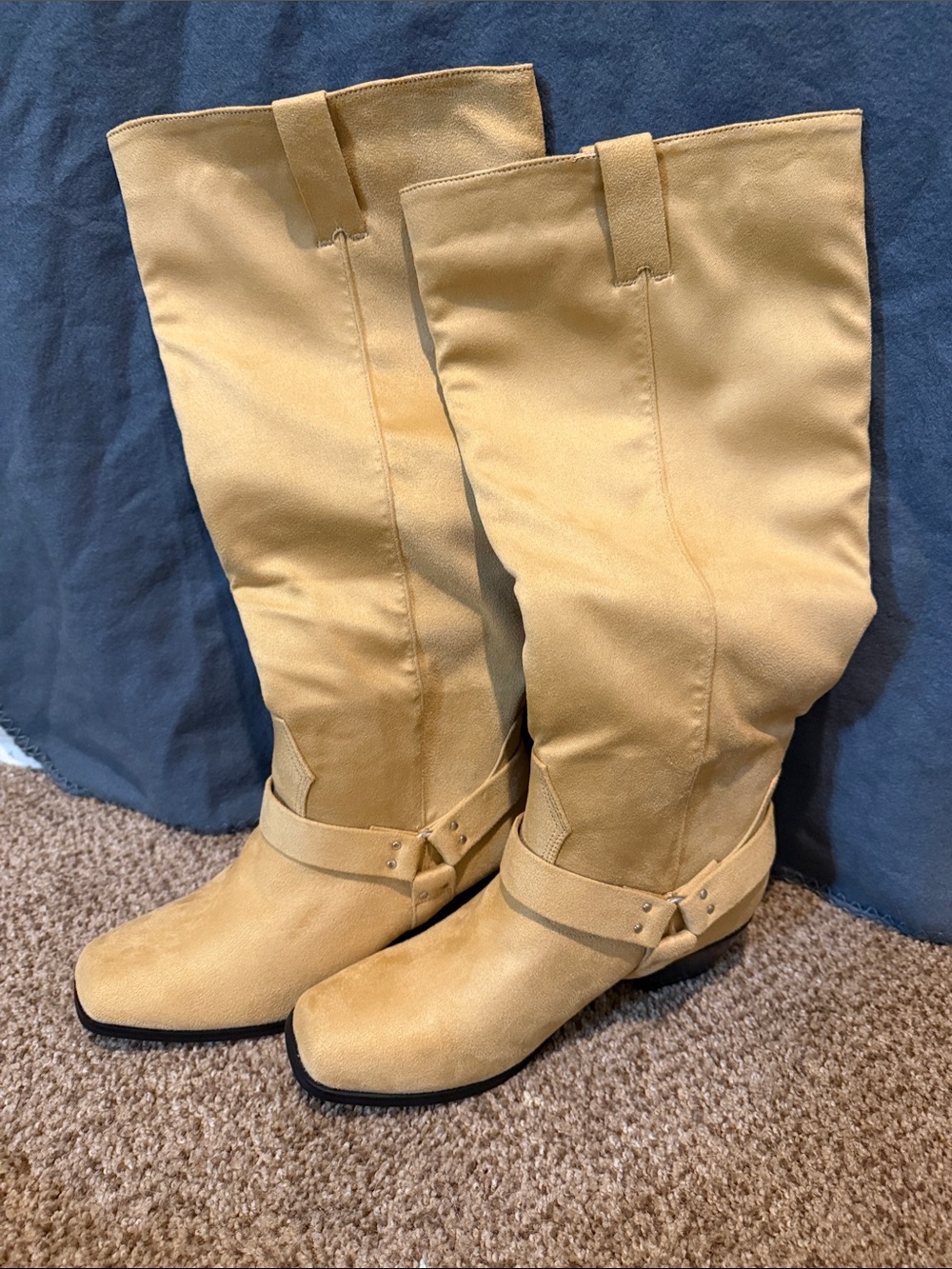 Tan tall wide calf size 9 never worn